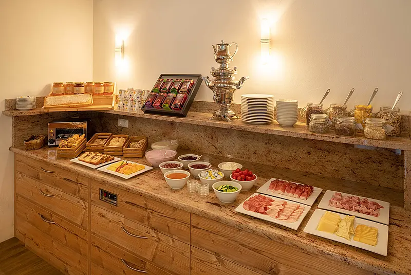 Ansicht eines Hotelfrühstückbuffets