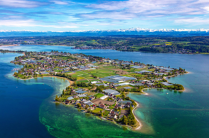 Vogelperspektive auf die Insel Reichenau im Bodensee